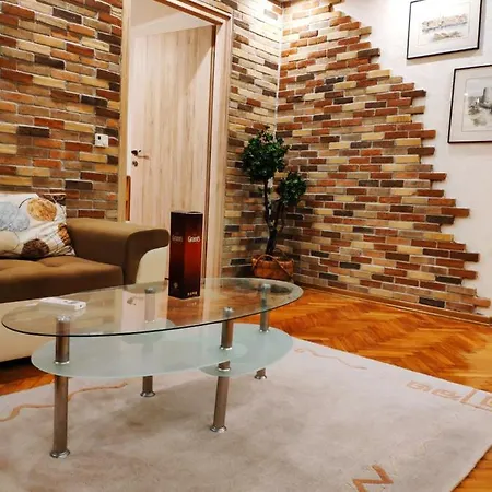 V2 With Love - Vintage Modern And Spacious Belgrade Exterior photo