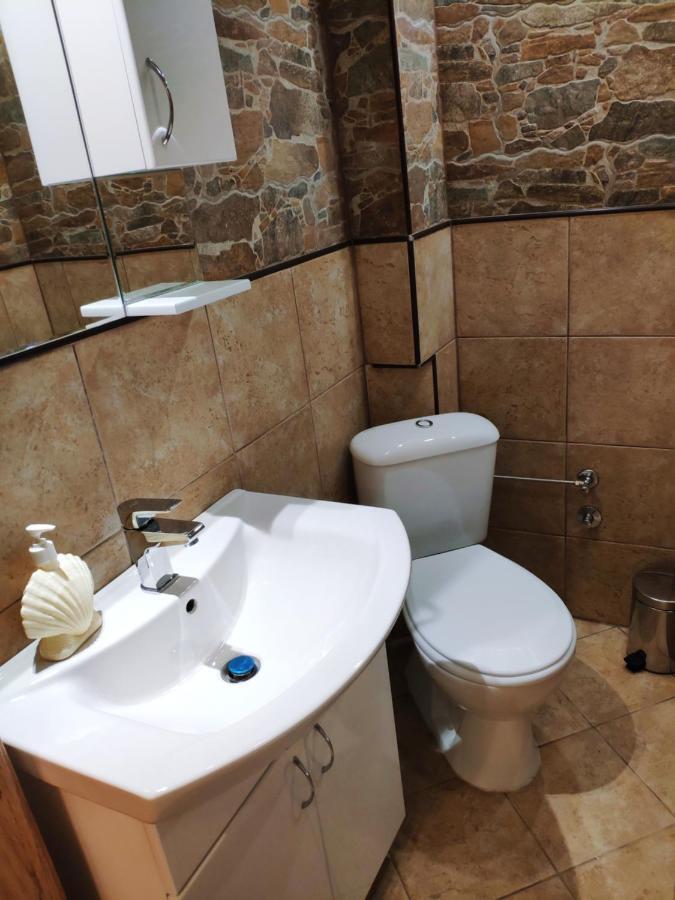 V2 With - Vintage Modern And Spacious * Belgrade